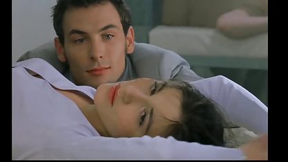 هیجان زده جوجه لاغر با جوانان کوچک و دانلودسکس تلگرام ارضا روی صورت